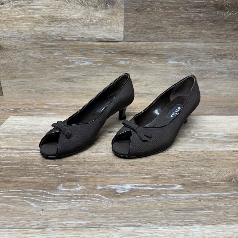 Vaneli Brown Peep Toe Kitten Heel Pumps Women's Size 6